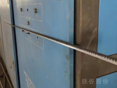 出售1.5噸串聯中頻爐，九成新，低壓380V圖5
