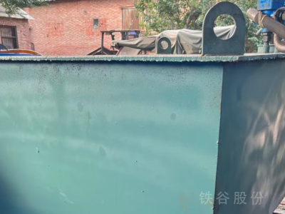 江陰產(chǎn)250噸立式打包機(jī)，包塊1.1?1.6米圖4